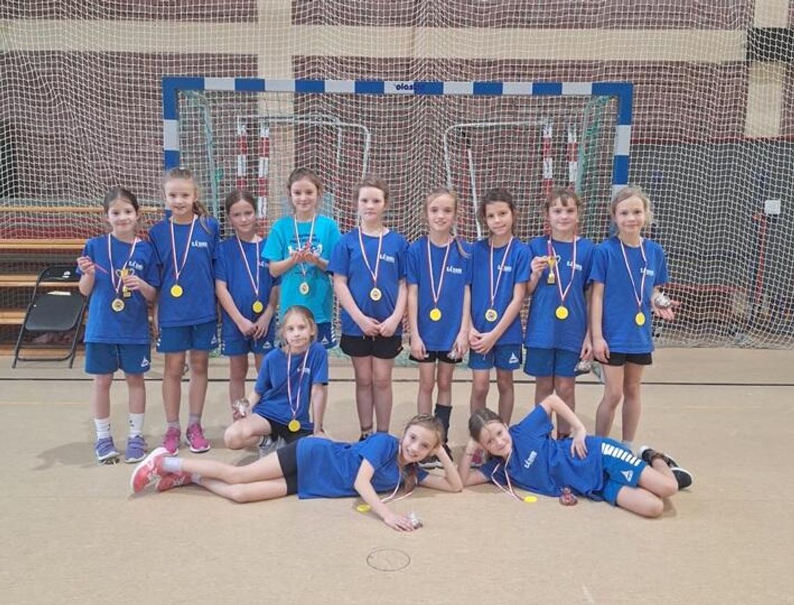 Liderki na świątecznym turnieju Liderki na świątecznym turnieju