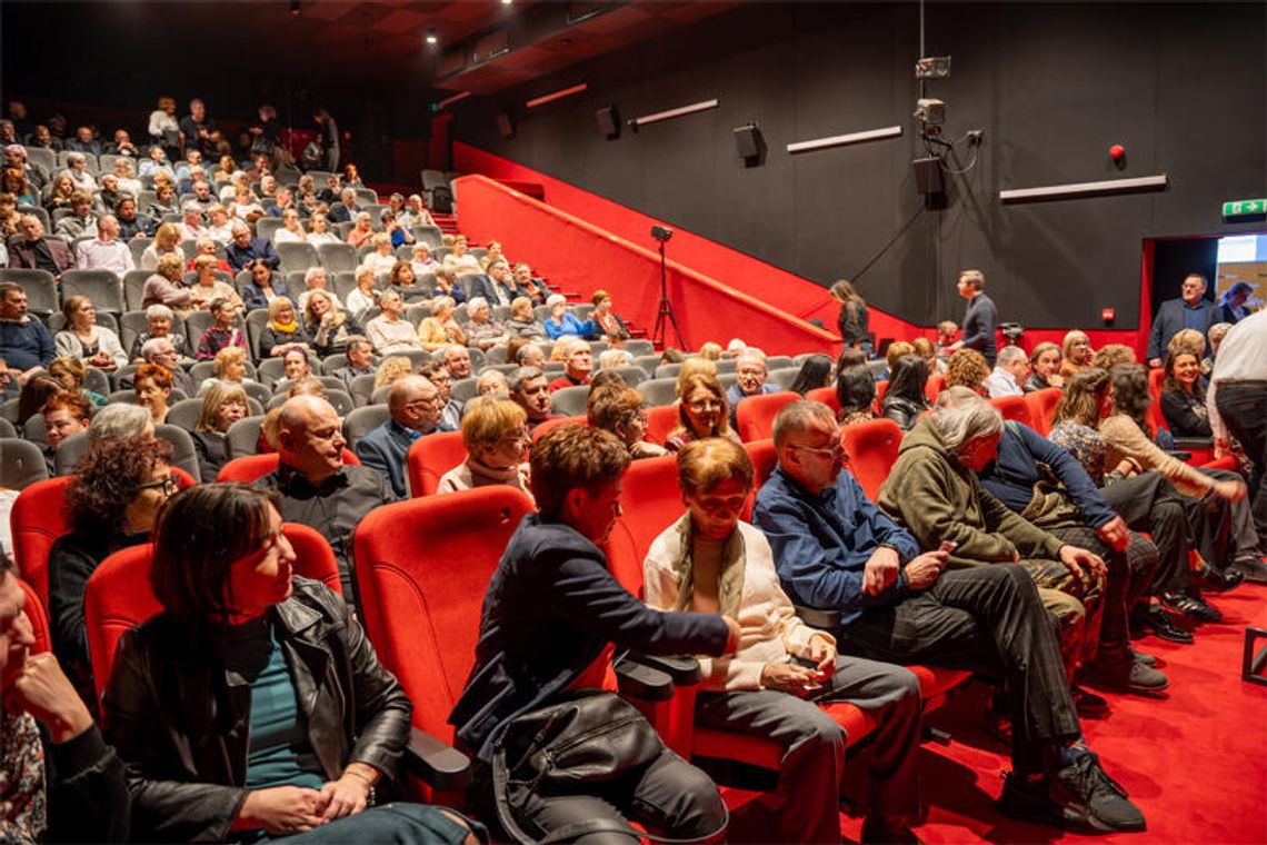 Mały–Duży Teatr w Sławnie łączy pokolenia: od „Cafe Luna” i „Seminarium Diabła” po przedszkolne premiery