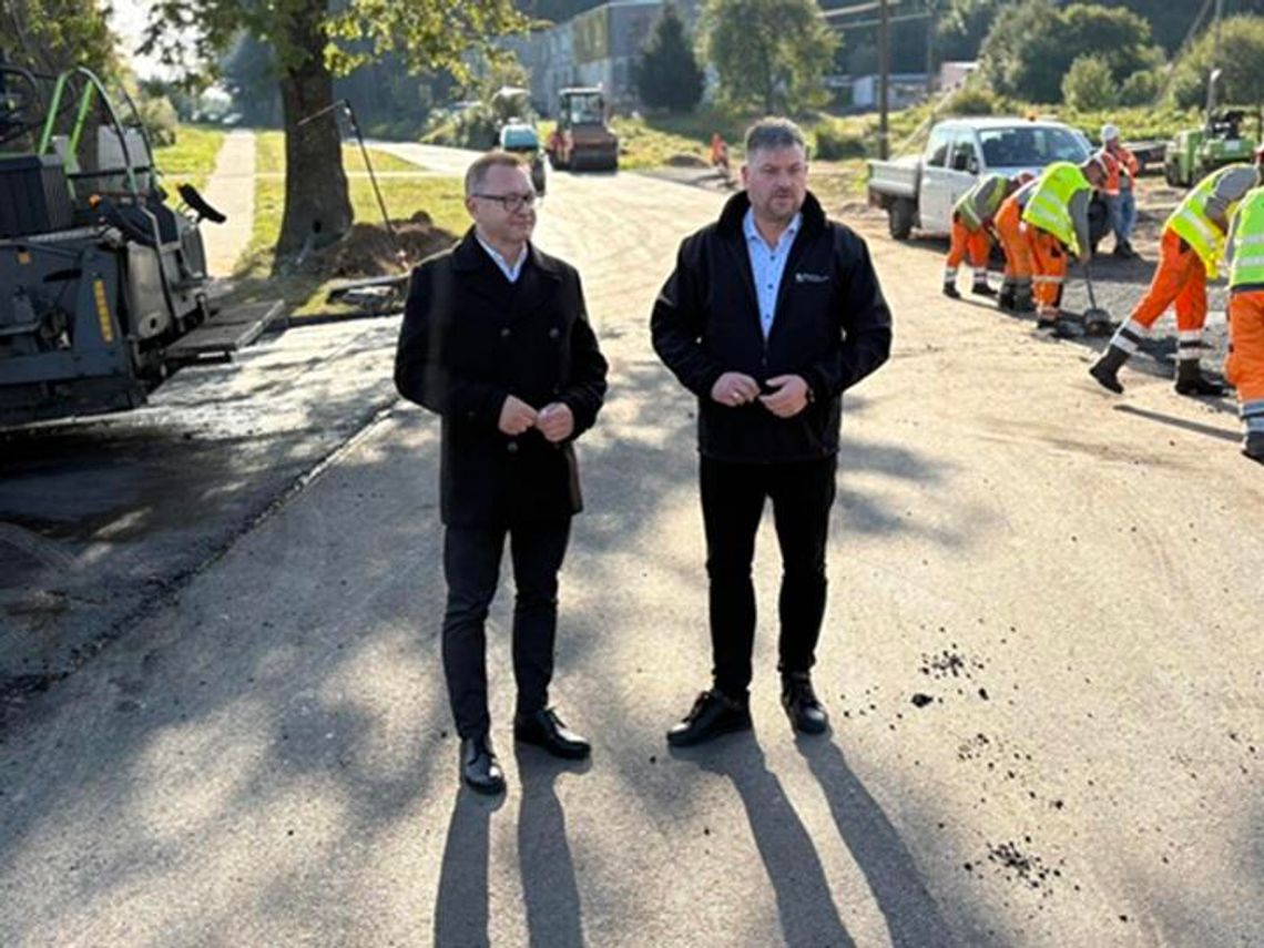 Na terenie budowy drogi powiatowej