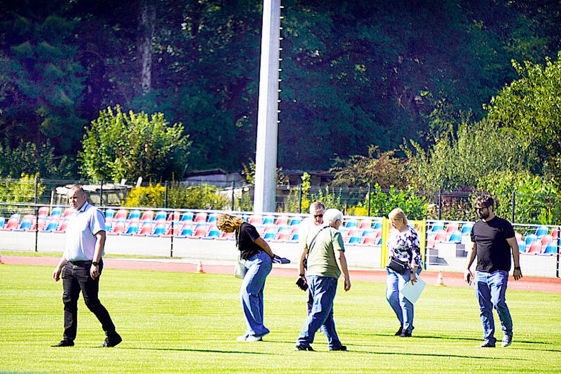 Odbiorą czy nie odbiorą? Decydują się losy boiska na Stadionie Miejskim.