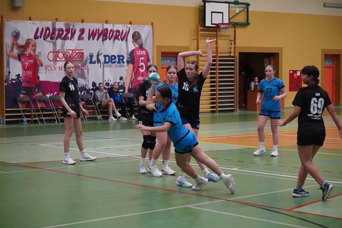 Piłka Ręczna: Liderki wygrały z Morskim Sianowem Piłka Ręczna: Liderki wygrały z Morskim Sianowem