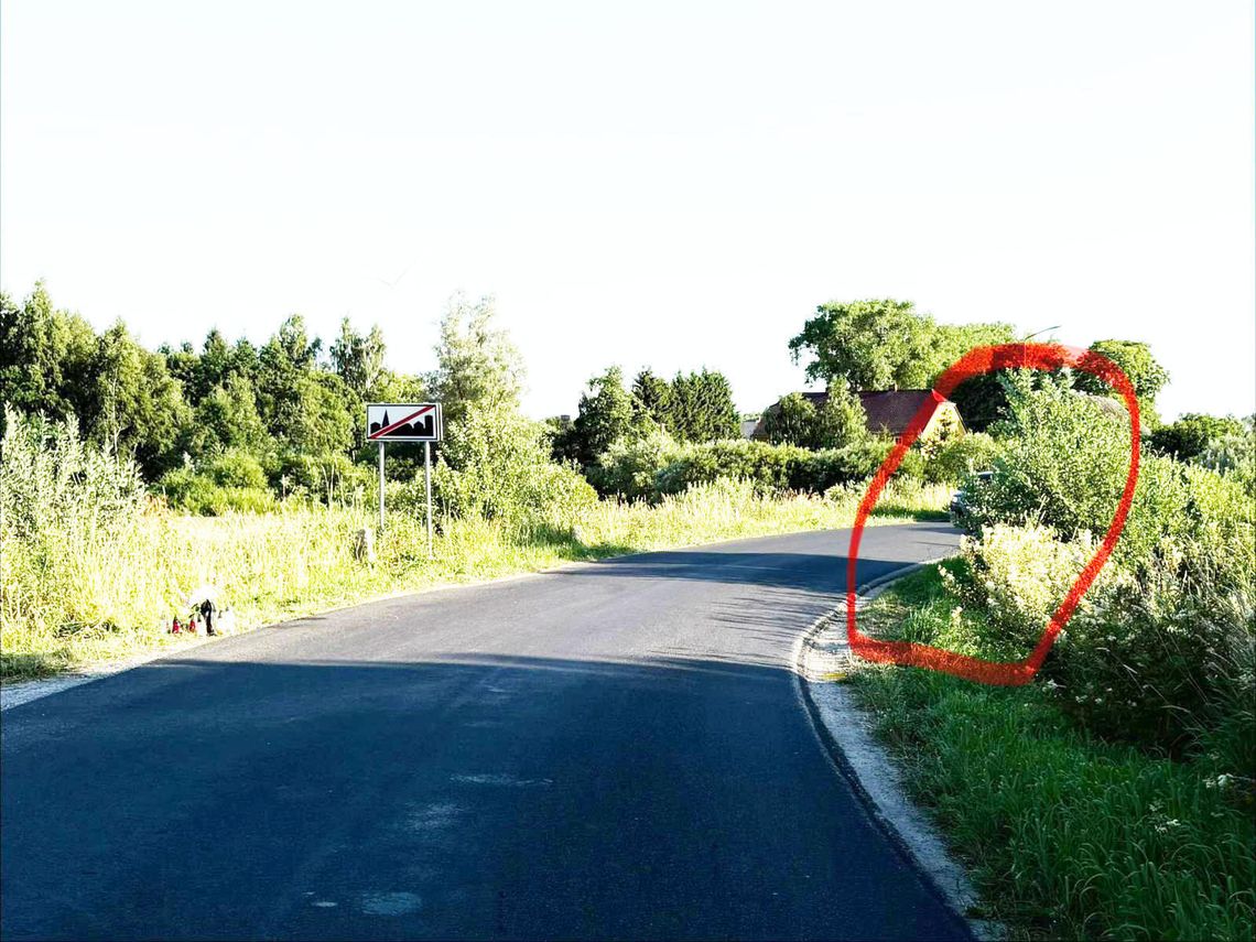 Pilny apel prokuratury do świadków śmiertelnego wypadku hulajnogi i nieoznakowanego radiowozu w Kowalewiczkach Pilny apel prokuratury do świadków śmiertelnego wypadku hulajnogi i nieoznakowanego radiowozu w Kowalewiczkach