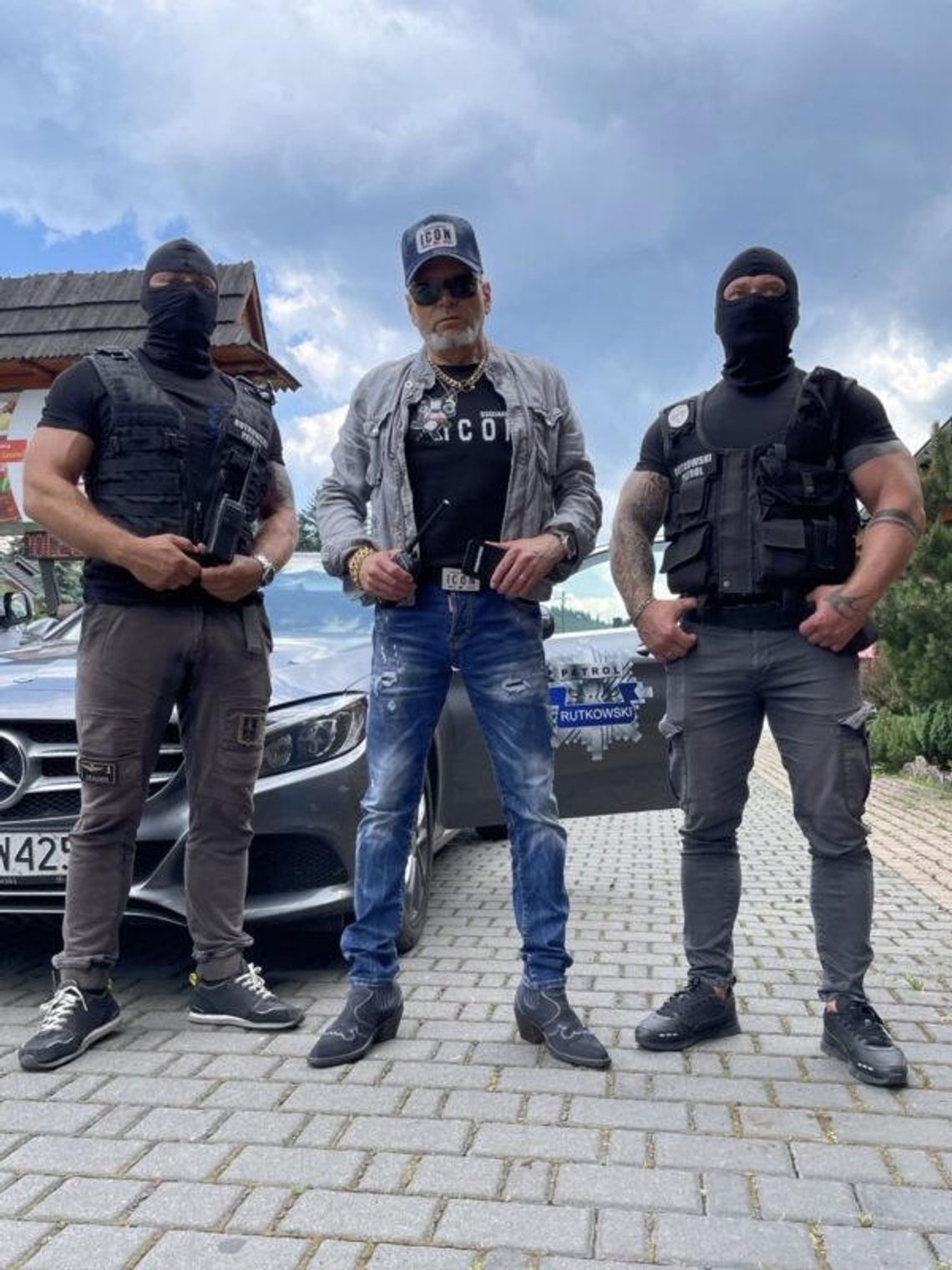 Rutkowski ujawnia nowe informacje w sprawie zaginięcia Emilii Koprowskiej. Jutro konferencja w Darłówku Rutkowski ujawnia nowe informacje w sprawie zaginięcia Emilii Koprowskiej. Jutro konferencja w Darłówku