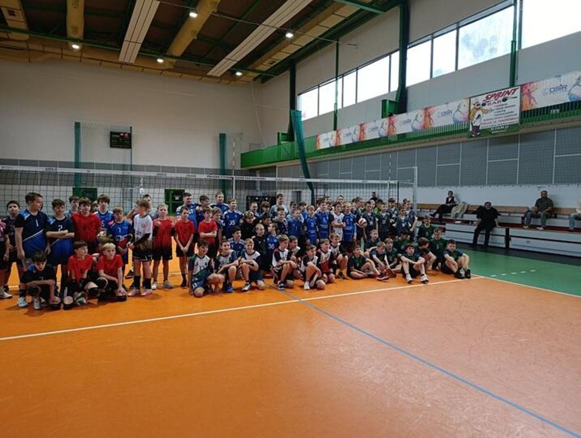 Siatkarze z kompletem zwycięstw