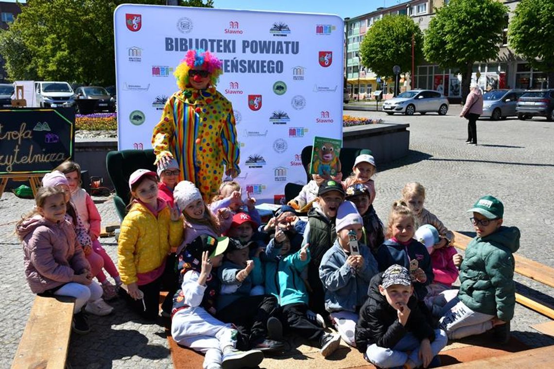 Sławno: Happening na początek Tygodnia Bibliotek