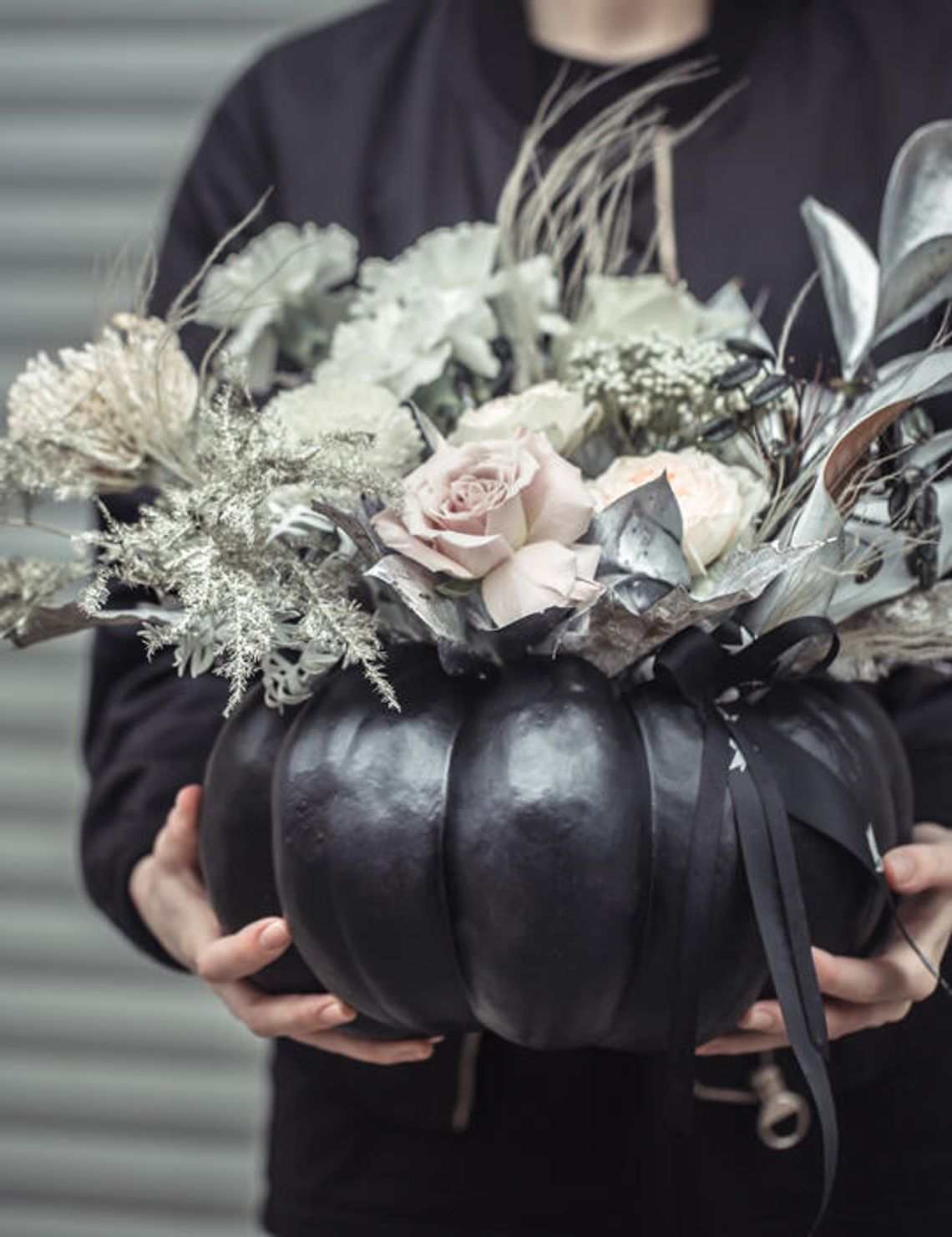 Sławno: Kradzieże na cmentarzu