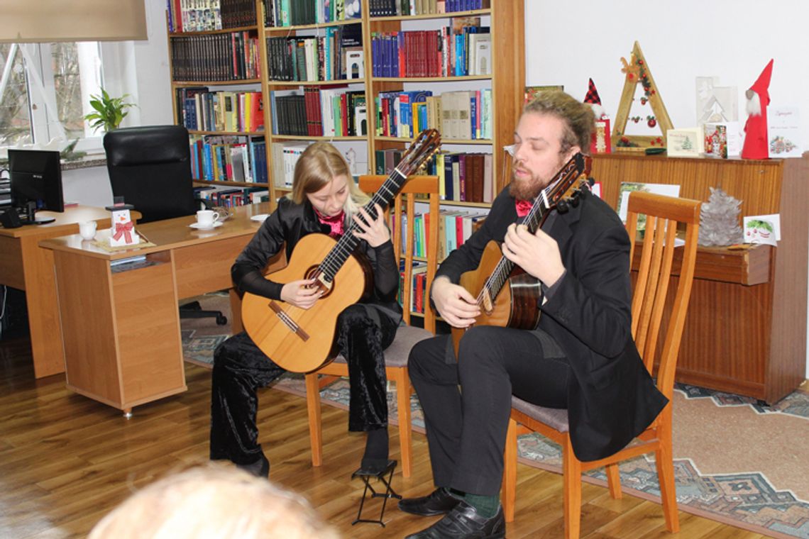 Sławno: „MoNo Guitar Duo” w Miejskiej Bibliotece Publicznej