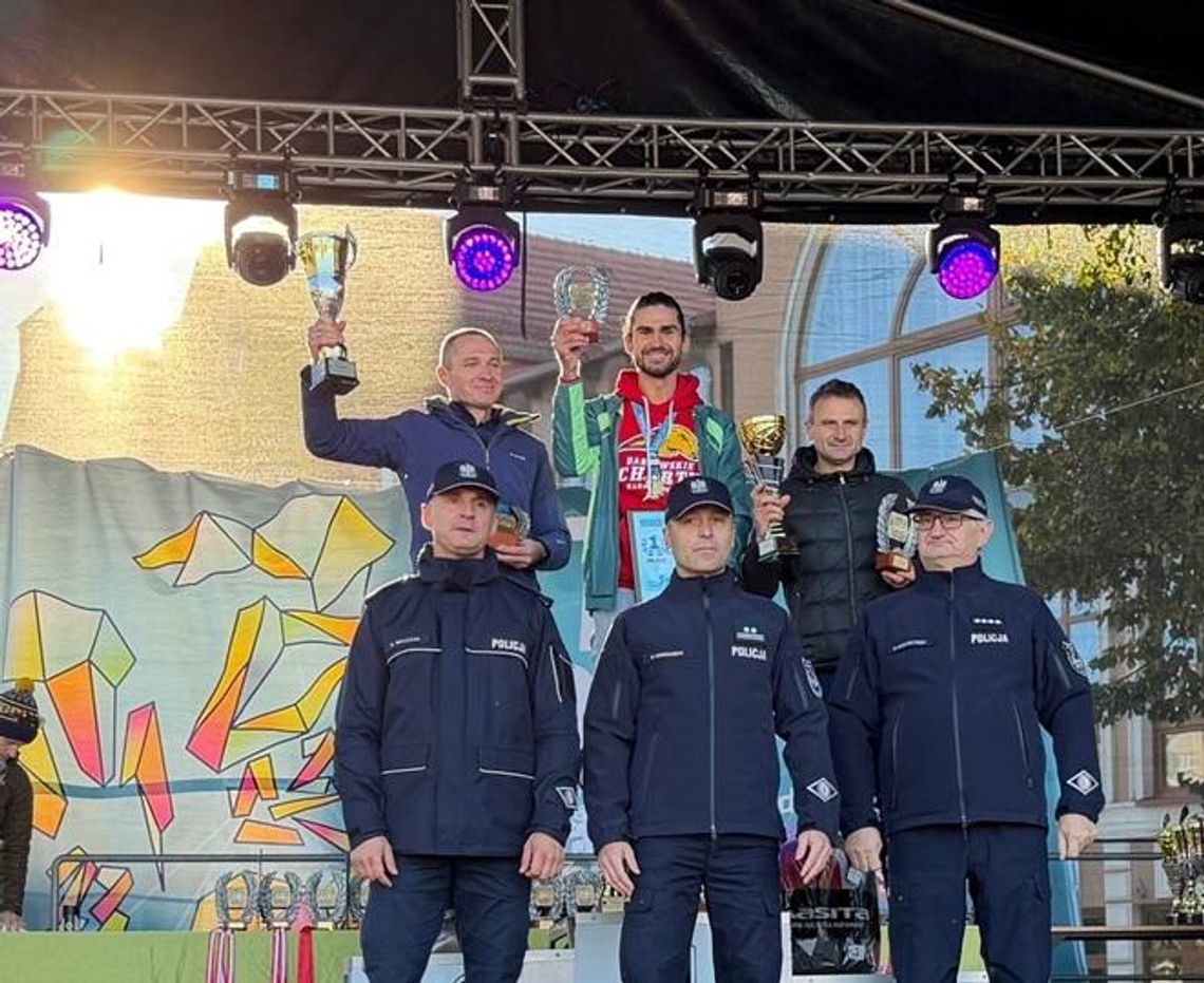 Triumf sierż. szt. Adriana Kępki na maratonie