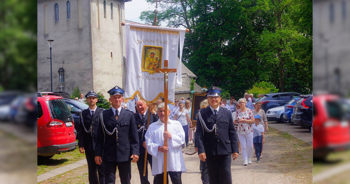 W Żukowie odbyła się procesja Uroczystości Najświętszego Ciała i Krwi Chrystusa.