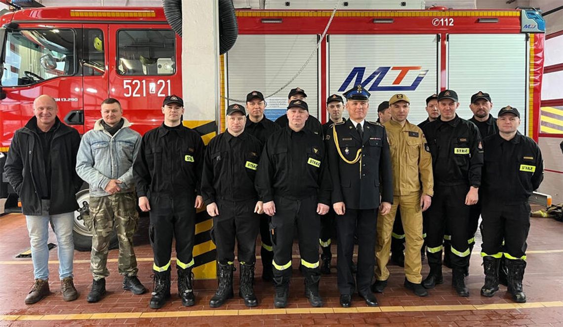 Wieloletni funkcjonariusz KPPSP Sławno st. asp. Jarosław Basandowski przeszedł na emeryturę