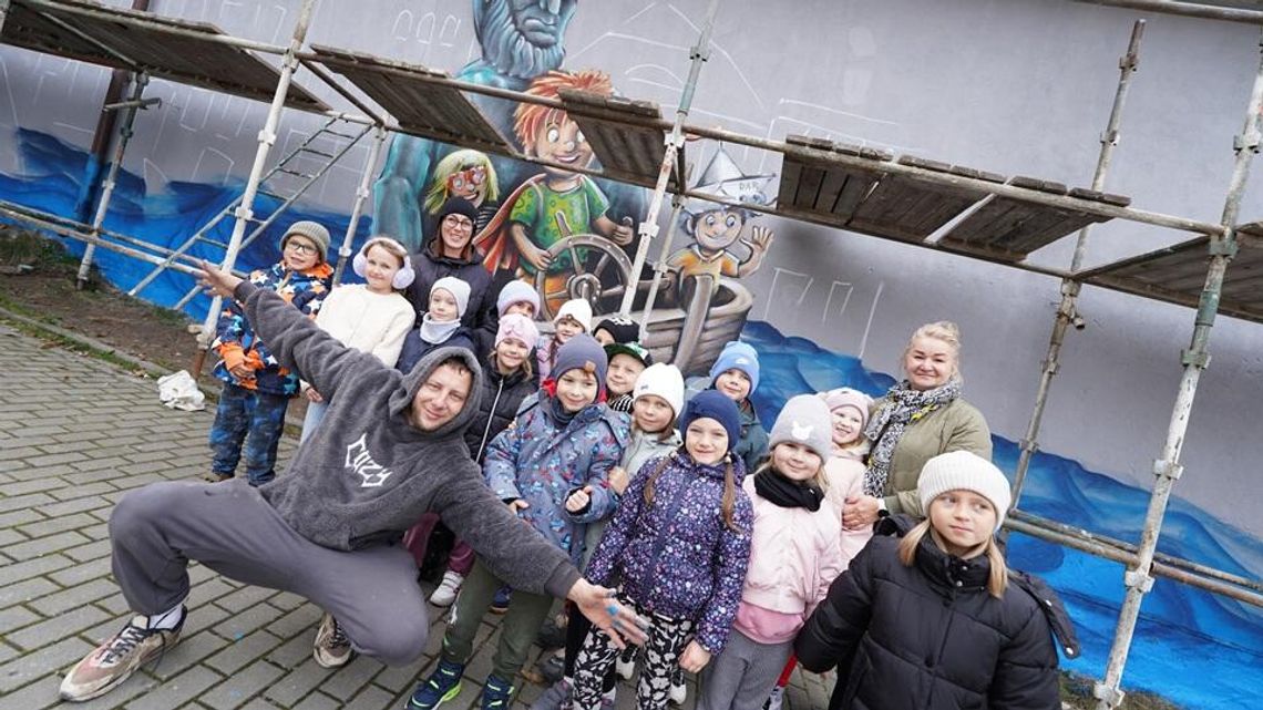 Wspólne malowanie w Darłowie Wspólne malowanie w Darłowie