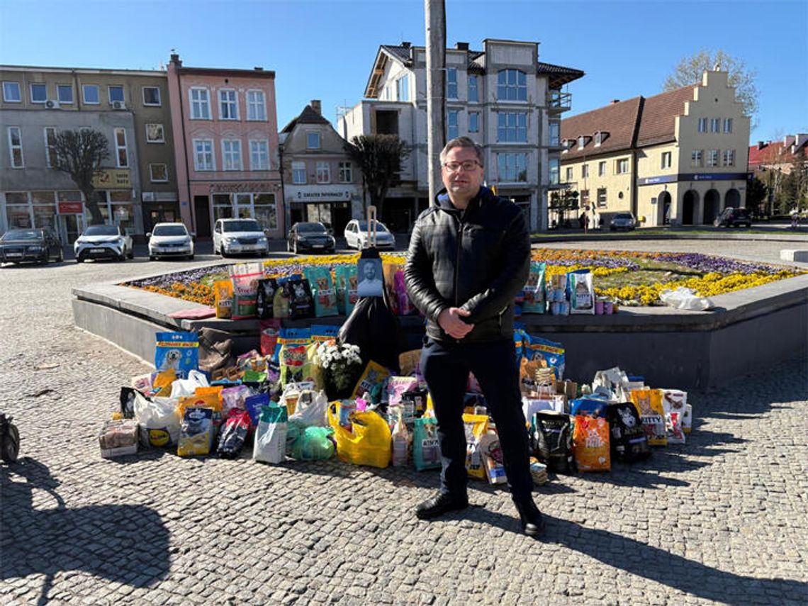 Zbiórka karmy trwa - z minuty na minutę jest jej coraz więcej