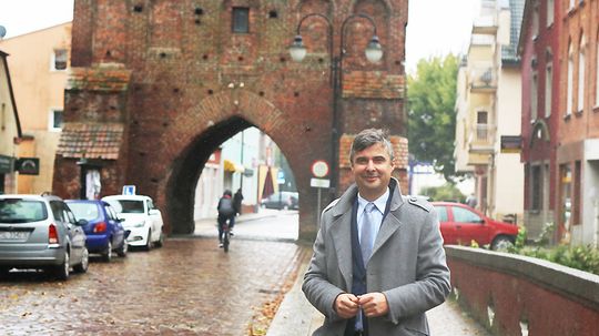 8.10 Sławno: do miasta przyjechał poseł Radosław Lubczyk - jedynka na liście PSL.