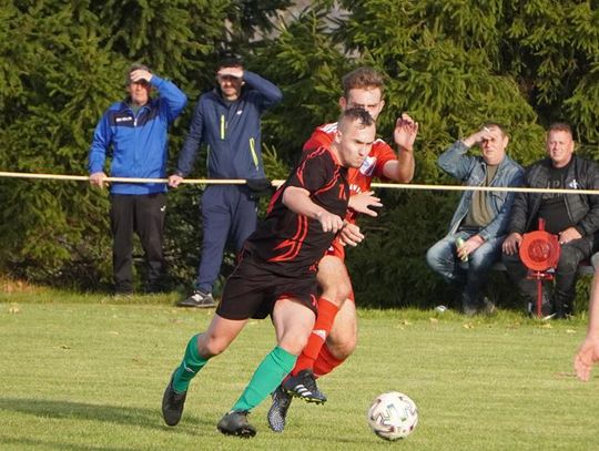 Piłka Nożna. LZS Kowalewice - Sława Sławno 0:1