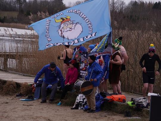 Marszewo WOŚP-owa kąpiel morsów