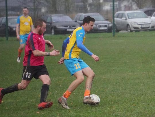 Piłka Nożna. A-klasa.  Błękitni Stary Jarosław - Hajka Zegrze Pomorskie 2:0