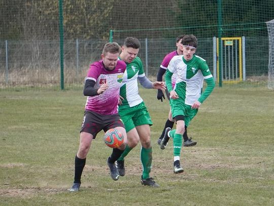 1Piłka Nożna. Klasa Okręgowa Wrzos Wrześnica - Viktoria Sianów 4:2 (1:1)