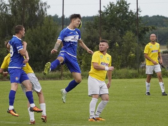 Klasa Okręgowa: Arkadia Malechowo - AP Fenestra Kotwica Kołobrzeg 1:3 (1:1)