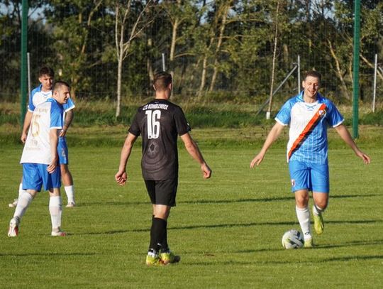Derby powiatu sławienskiego. LZS Kowalewice - Sława Sławno 0:4 (0:2)