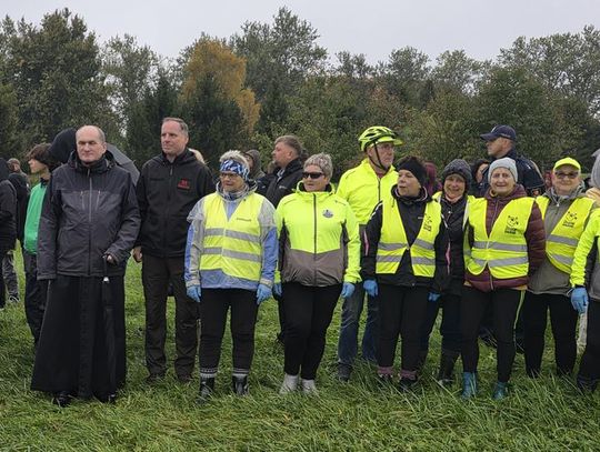 50 lat Nadleśnictwa Sławno. uzupełnianie nasadzeń Parku 700 lecia